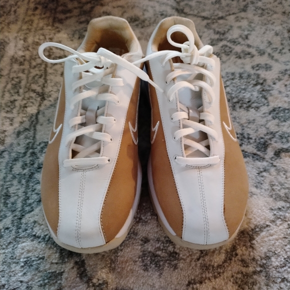 Nike Sport Performance Golf Shoes - Picture 1 of 3